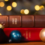Christian Holiday Reflections: Simple Guide for Everyday Faith